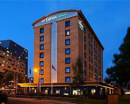 Hotel Express Centre By Ihg 3*