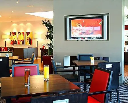 Express Centre By Ihg Hotel