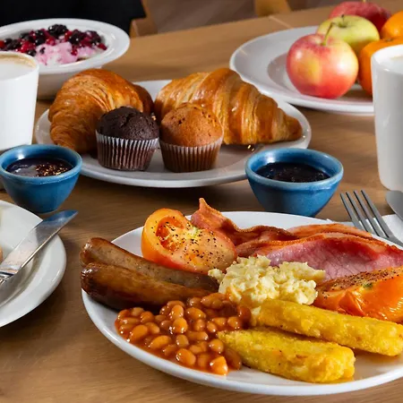 فندق هوليداي إن إكسبرس سيتي سنتر