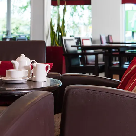 Express Centre By Ihg 3* Лидс