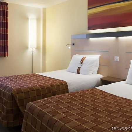 هوليداي إن إكسبرس سيتي سنتر فندق