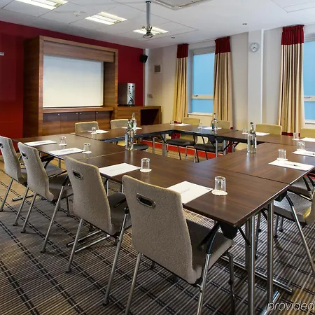 هوليداي إن إكسبرس سيتي سنتر 3*