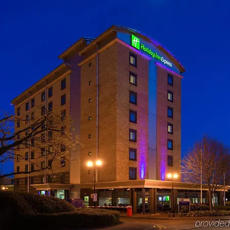 Hotel Express Centre By Ihg