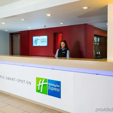 Express Centre By Ihg 3*