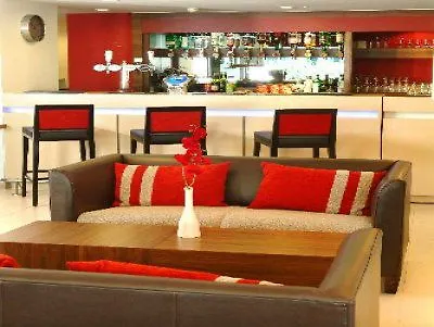 Hotel Express Centre By Ihg