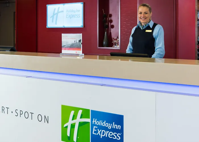 Express Centre By Ihg 3* Лідс