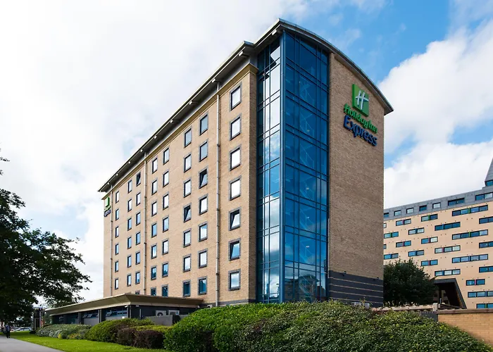 Express Centre By Ihg 3*