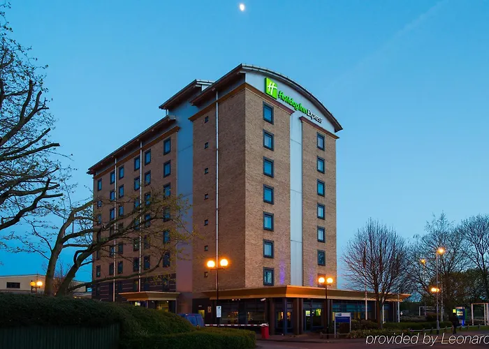 Express Centre By Ihg Лідс