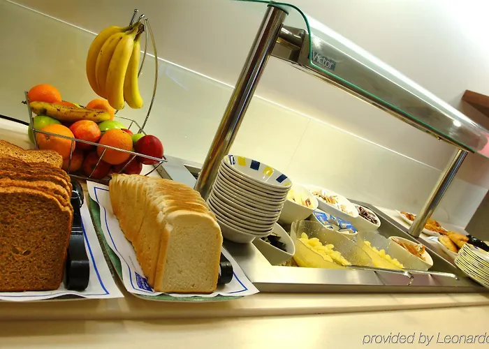 홀리데이 인 익스프레스 시티 센터