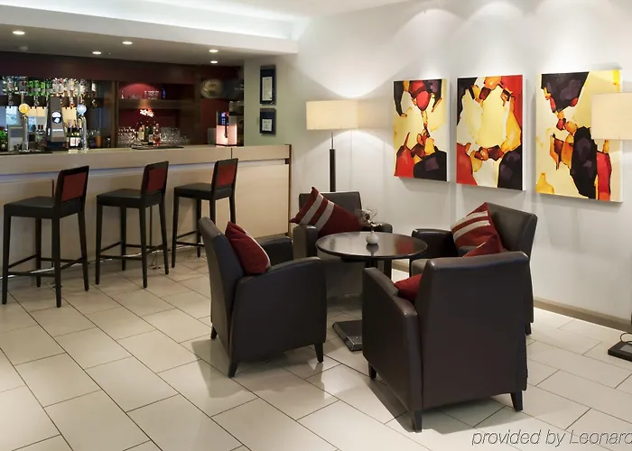 Готель Express Centre By Ihg 3*