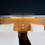 Hotel Express Centre By Ihg 3*