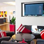Express Centre By Ihg