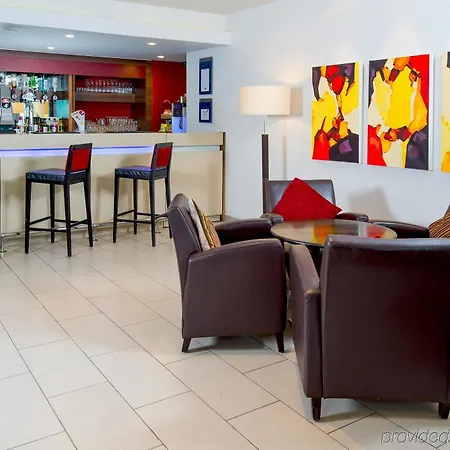 利兹市中心智选假日酒店 酒店 3*