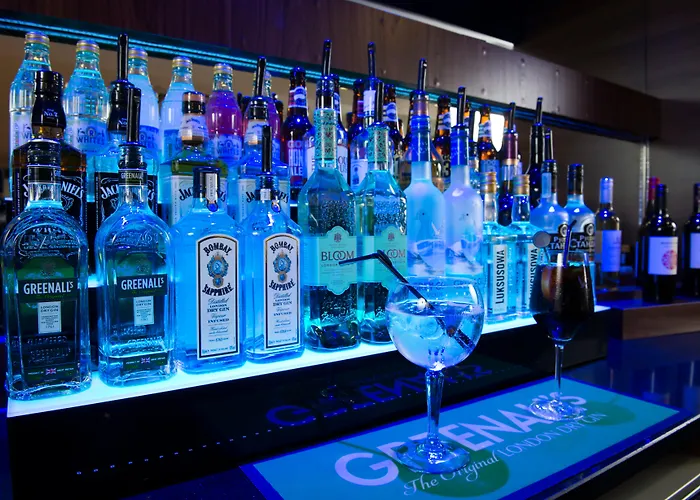 Hotel Express Centre By Ihg 3*