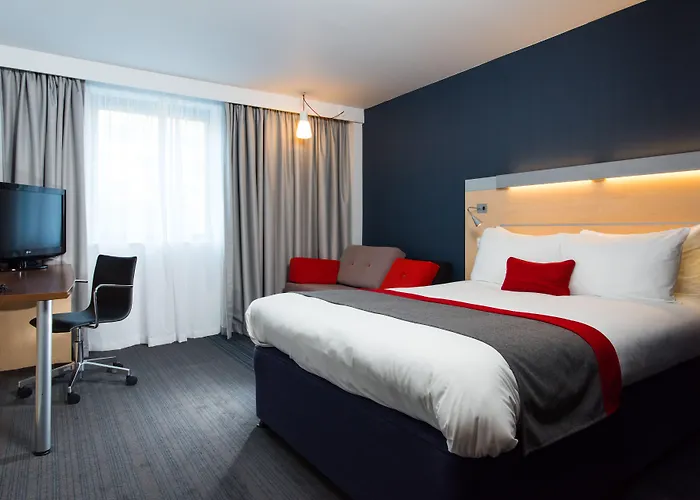 Express Centre By Ihg 3*