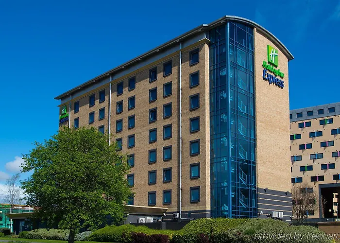 Hotel Express Centre By Ihg 3*