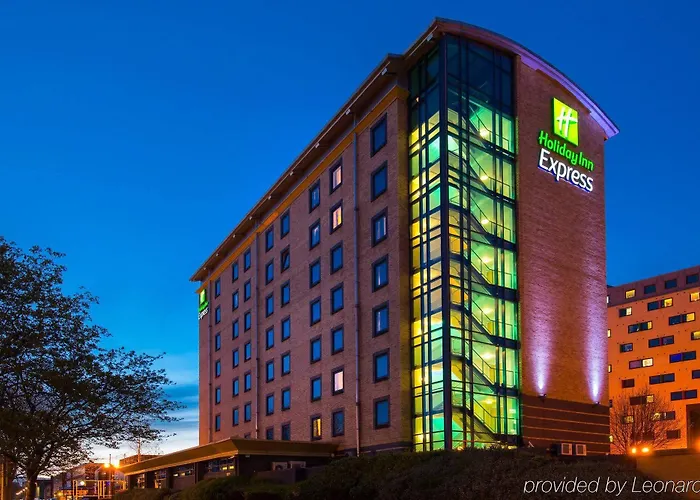 Express Centre By Ihg 3*